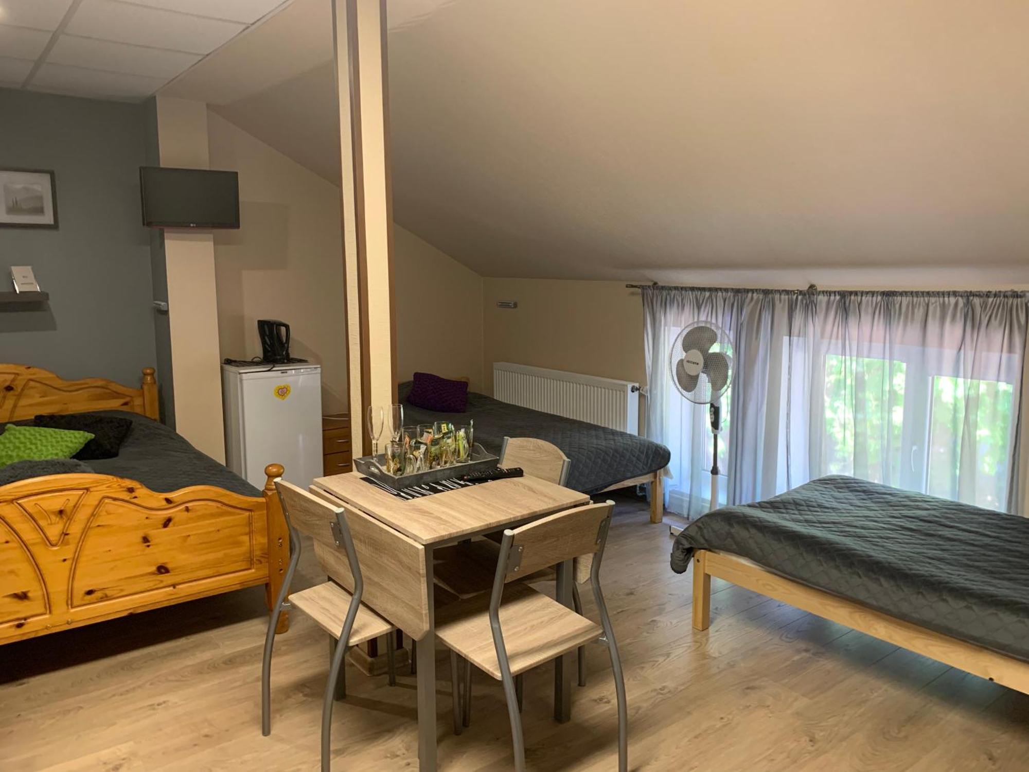 Portoss Hotel Вентспилс Екстериор снимка