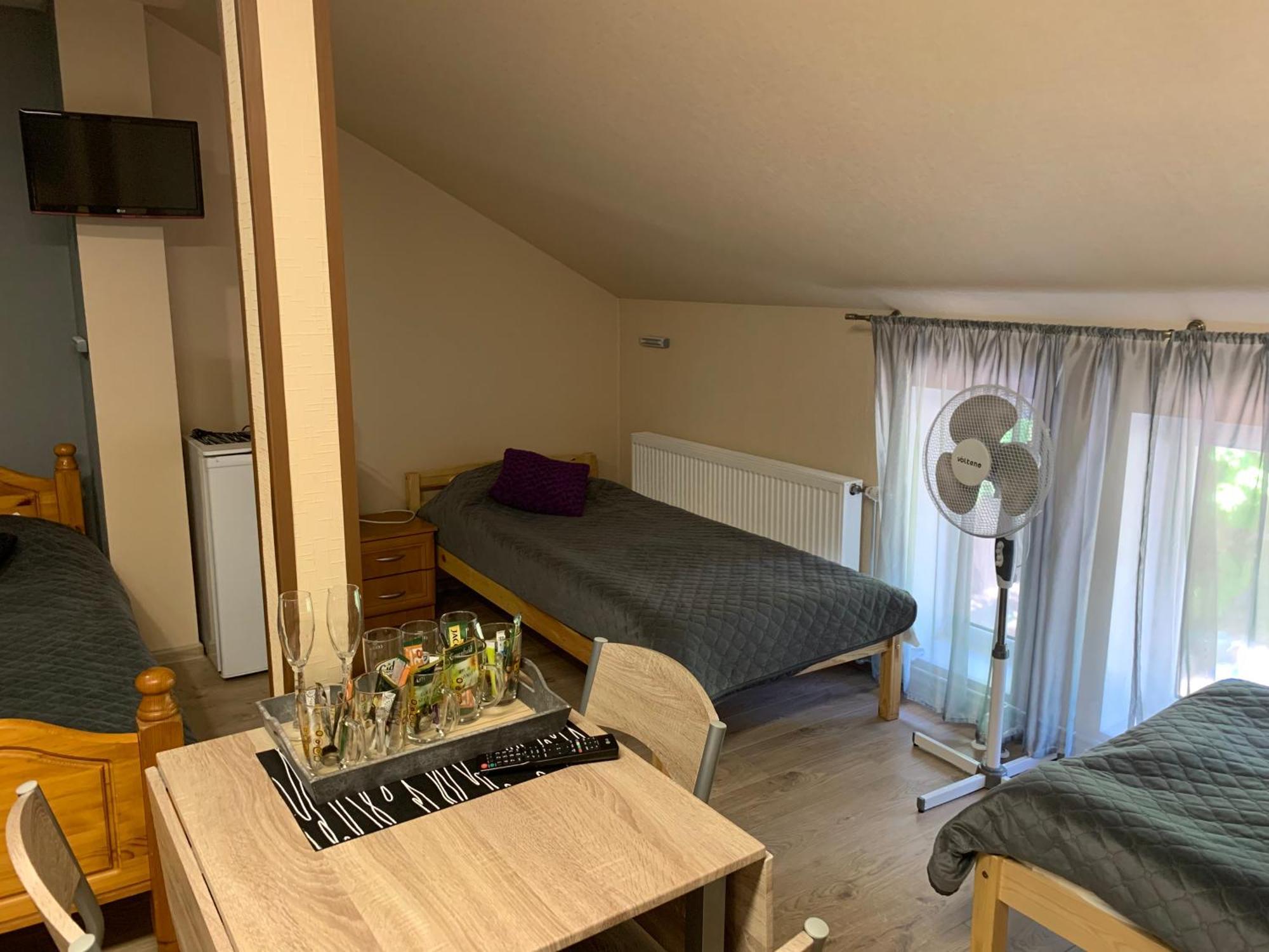 Portoss Hotel Вентспилс Екстериор снимка