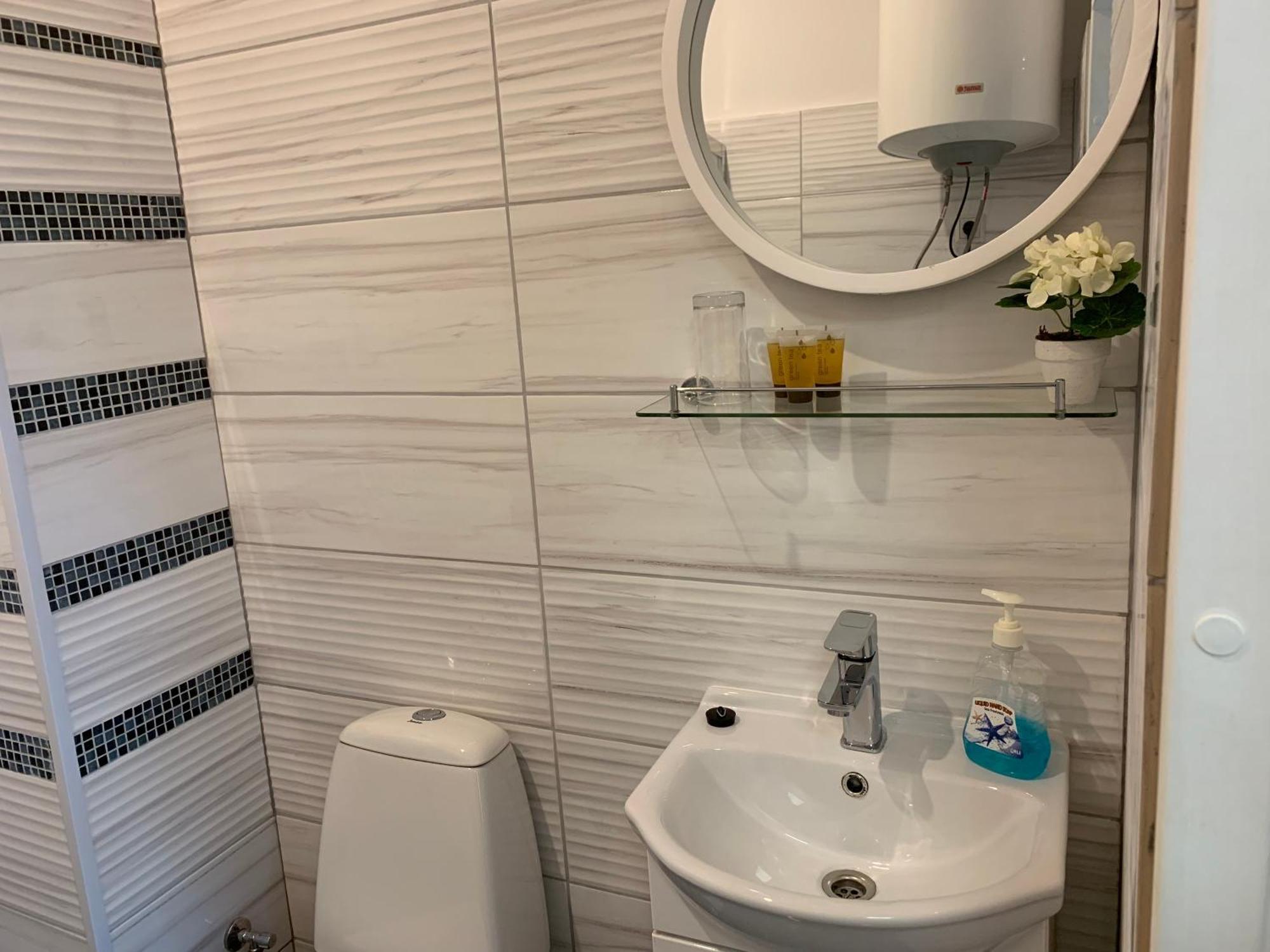Portoss Hotel Вентспилс Екстериор снимка