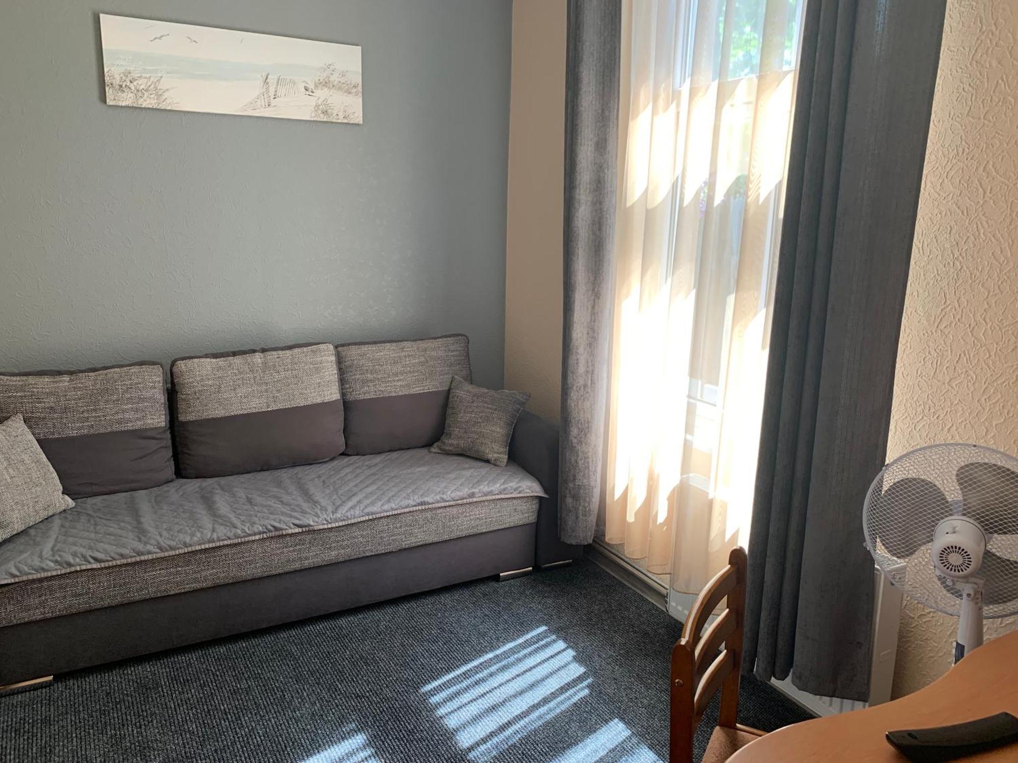 Portoss Hotel Вентспилс Екстериор снимка
